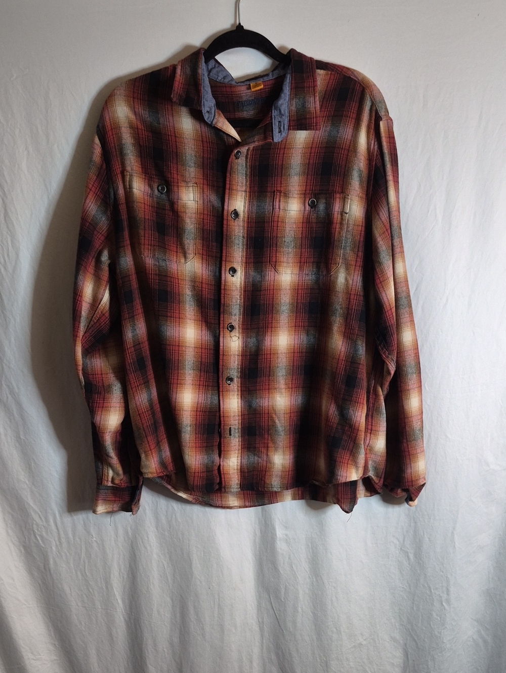 Tailor Vintage Plaid Button-Down Shirt in Red and Brown Tones